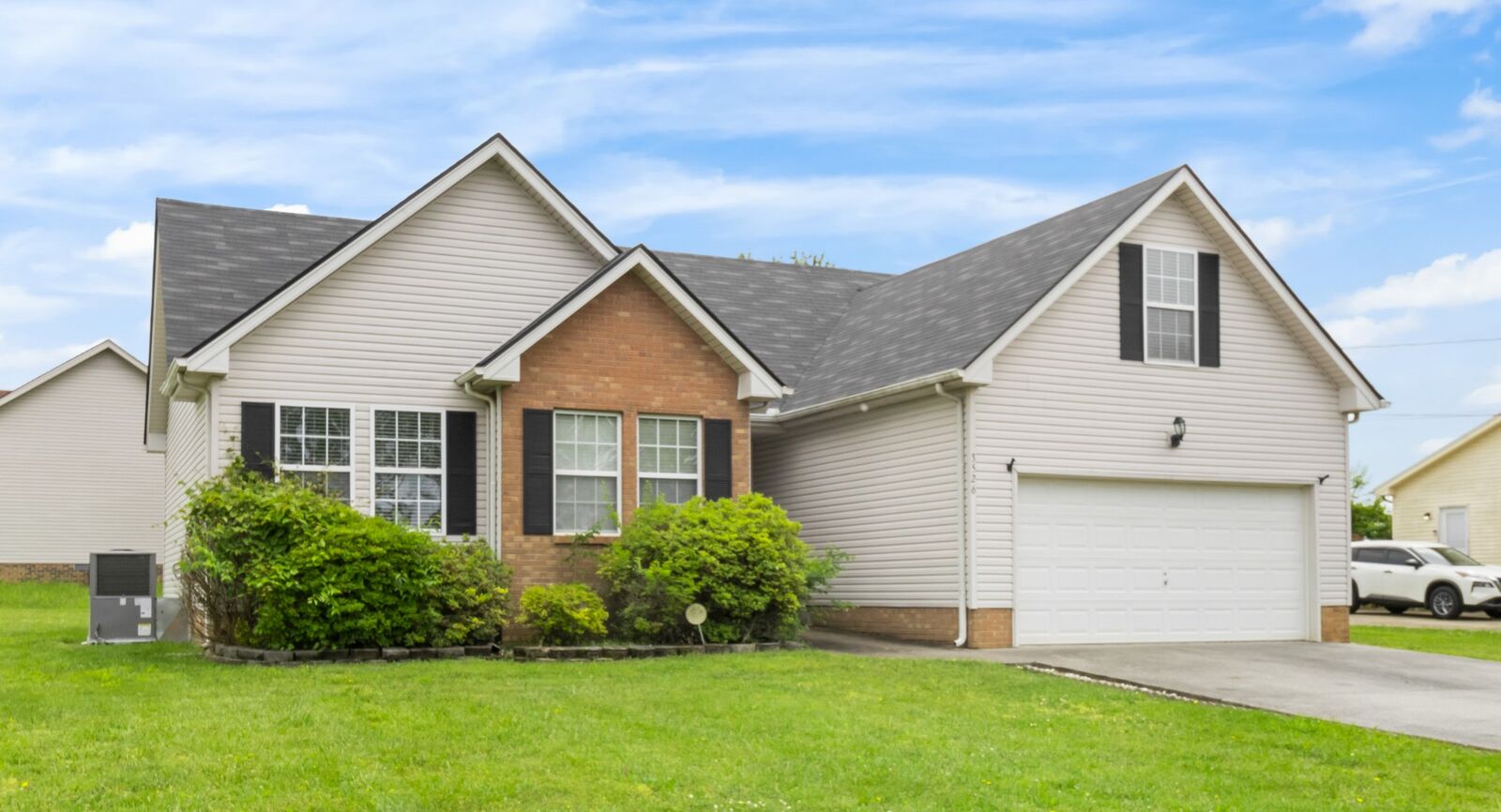 Property Photo:  3526 Sandpiper Dr  TN 37042 