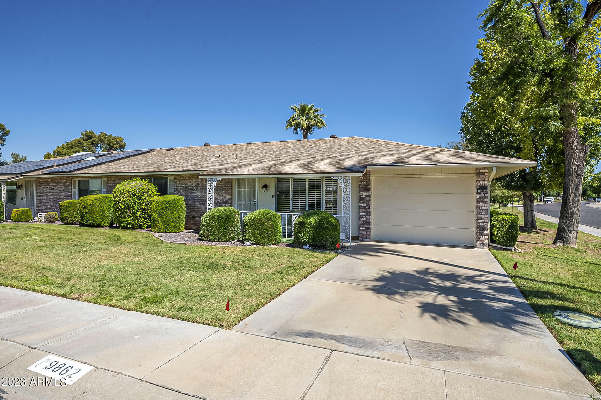 Property Photo:  9862 W Willowbrook Court  AZ 85373 