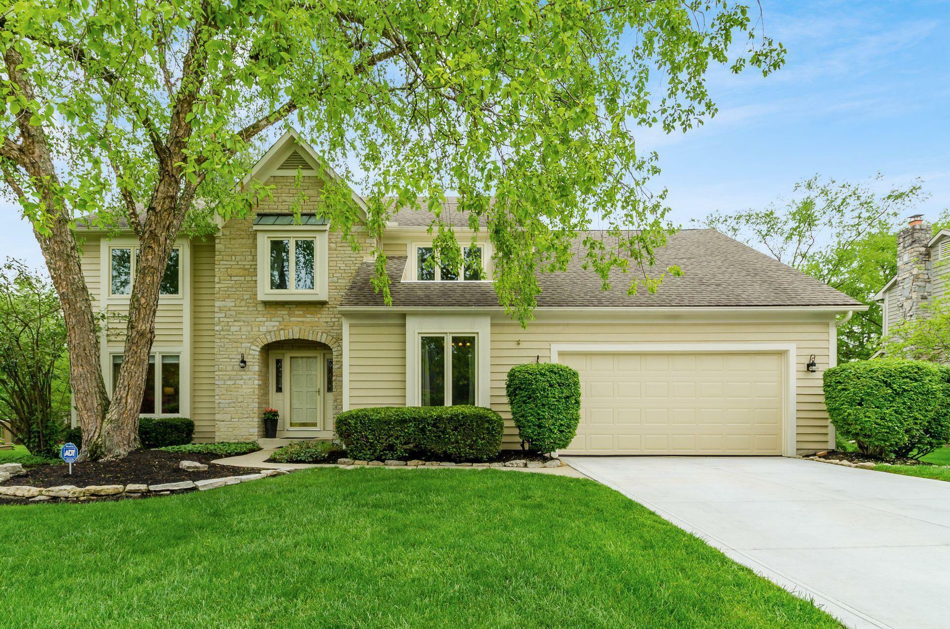 Property Photo: 8800 Davington Drive OH 43017