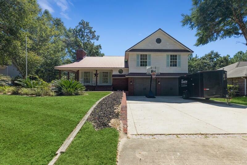 Property Photo: 525 Shoal River Drive FL 32539