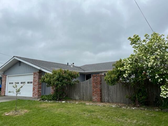 Property Photo:  1007 Holly Lane  CA 95540 