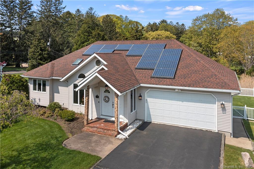 Property Photo: 39 Lanphier Road CT 06405