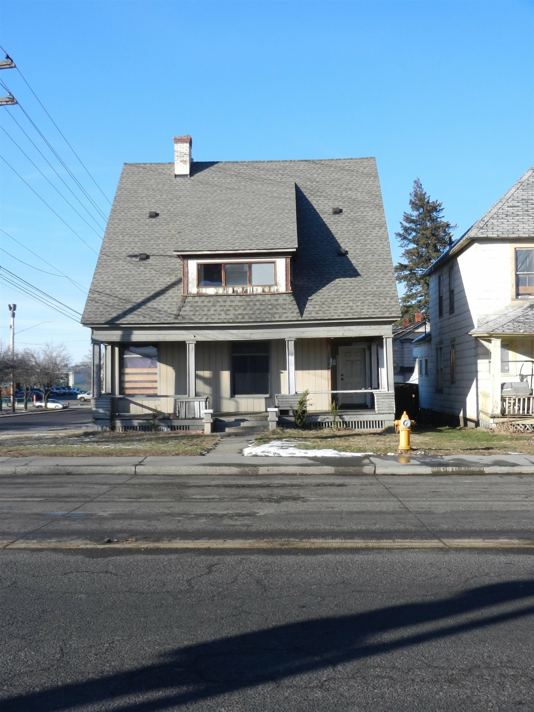 Property Photo: 1528 W Boone Ave WA 99201
