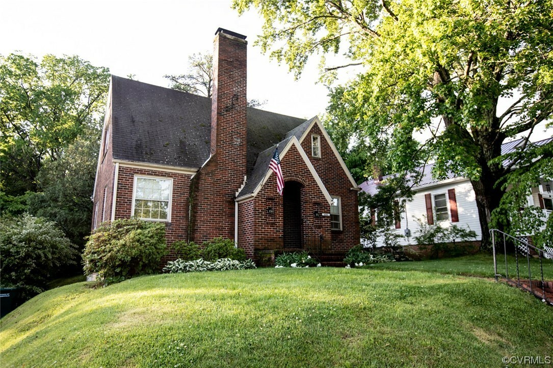 Property Photo:  406 Glenn Street  VA 23901 