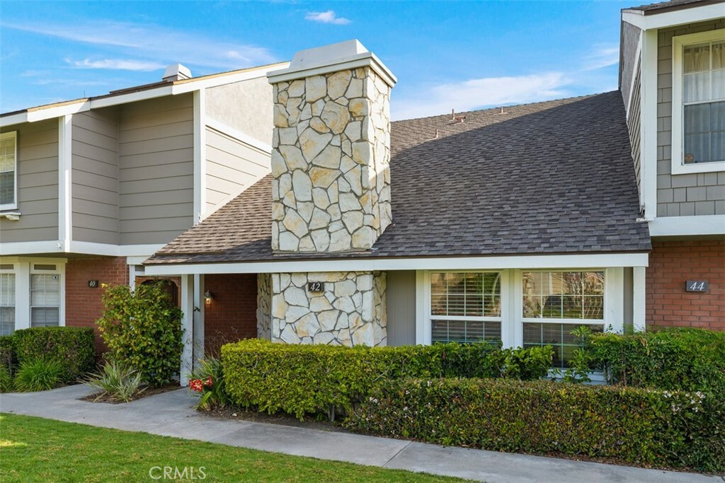 Property Photo:  42 Atherton  CA 92620 