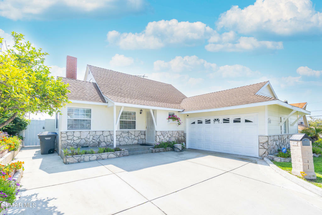 Property Photo:  15022 Lofthill Drive  CA 90638 