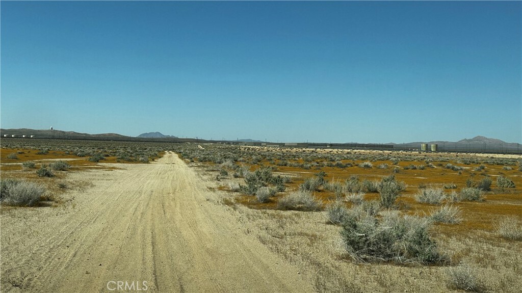 Property Photo:  8108 Hwy 58  CA 93516 