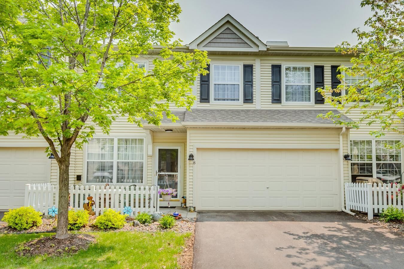 Property Photo:  4565 Victor Path 8  MN 55038 