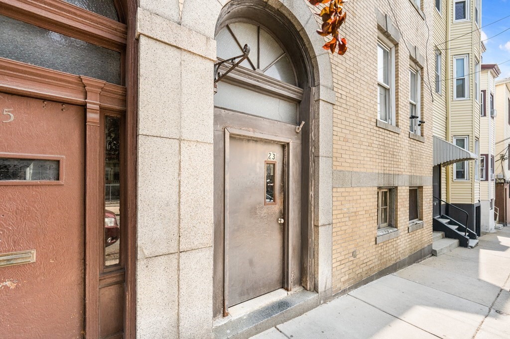 Property Photo:  23 Eutaw St  MA 02128 