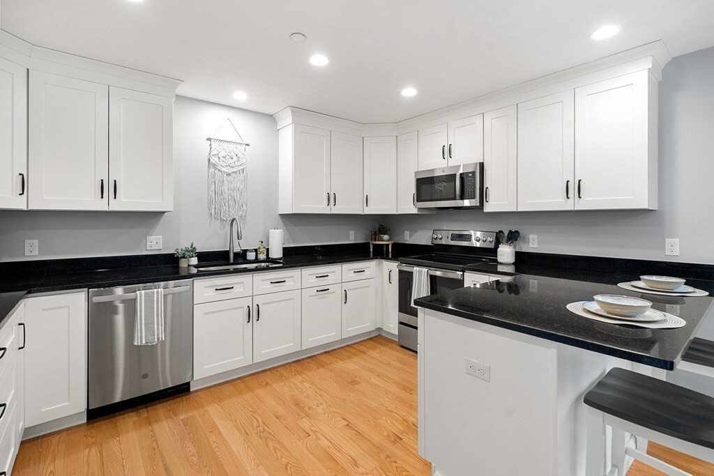 Property Photo: 168 Lowell St 31 MA 01887