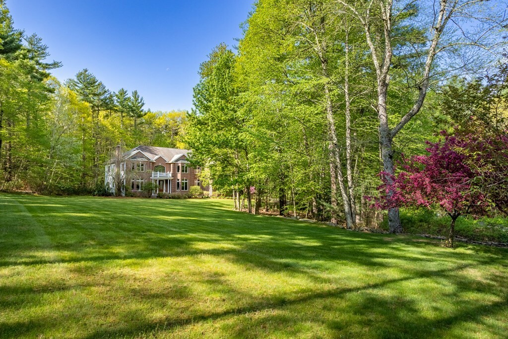 Property Photo: 17 Barnes Place MA 01741