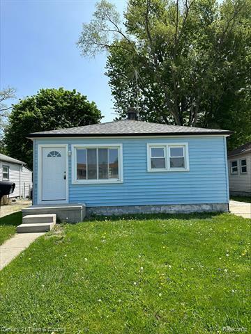 Property Photo: 5157 S Hubbard Street MI 48184