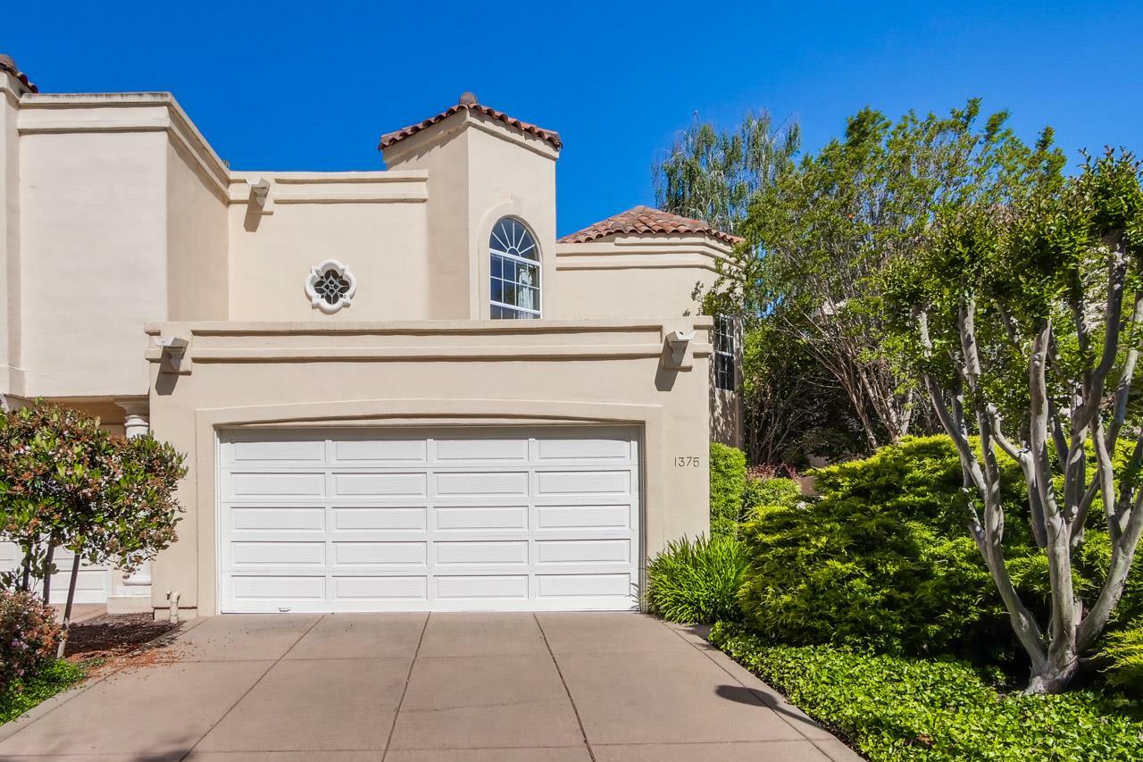 1375 Cuernavaca Circulo  Mountain View CA 94040 photo