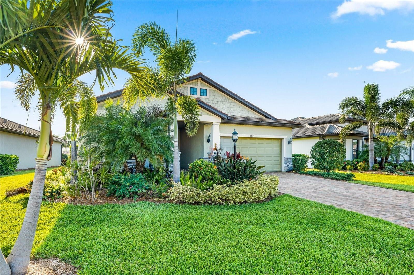 Property Photo:  6854 Chester Trail  FL 34202 