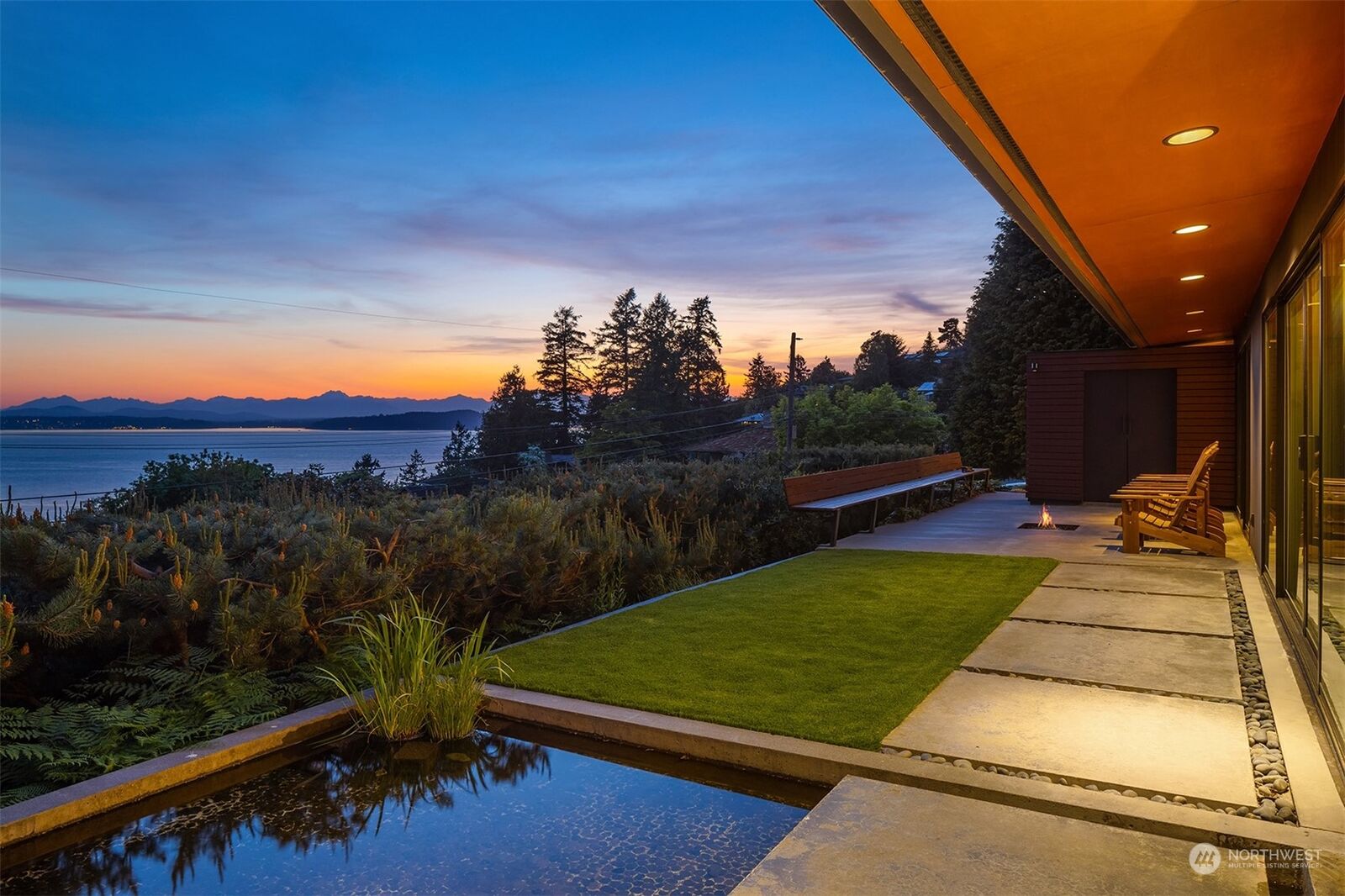 Home for sale in Seattle: 4576 53rd Avenue SW, Seattle, WA 98116