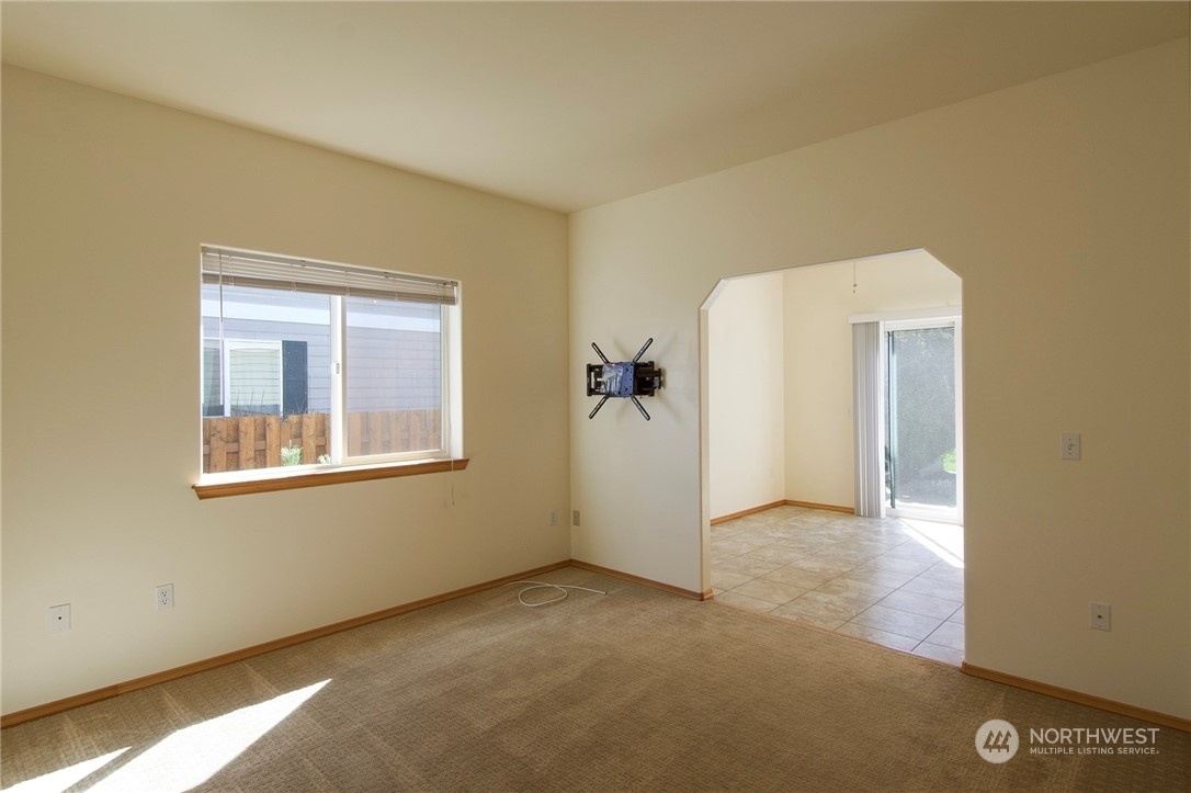 Property Photo:  1016 Campbell Avenue  WA 98362 