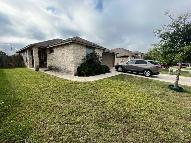 Property Photo:  223 Teron Drive  TX 78666 