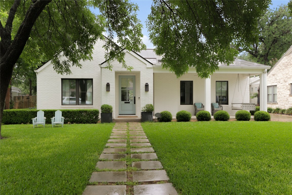 Property Photo:  2407 Indian Trail  TX 78703 