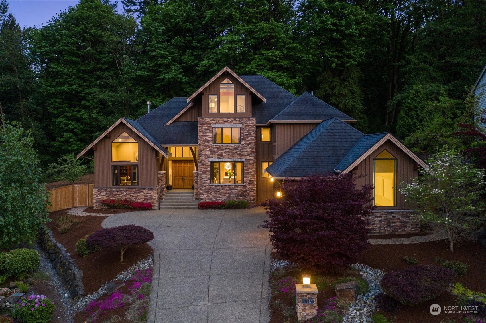 Property Photo:  15617 SE 83rd Court  WA 98059 