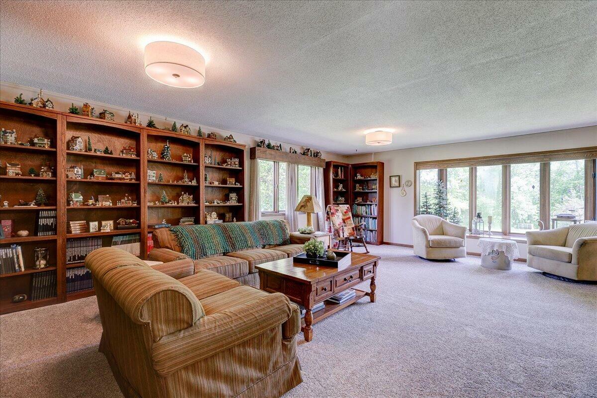 Property Photo: 1137 242nd Street IA 50036