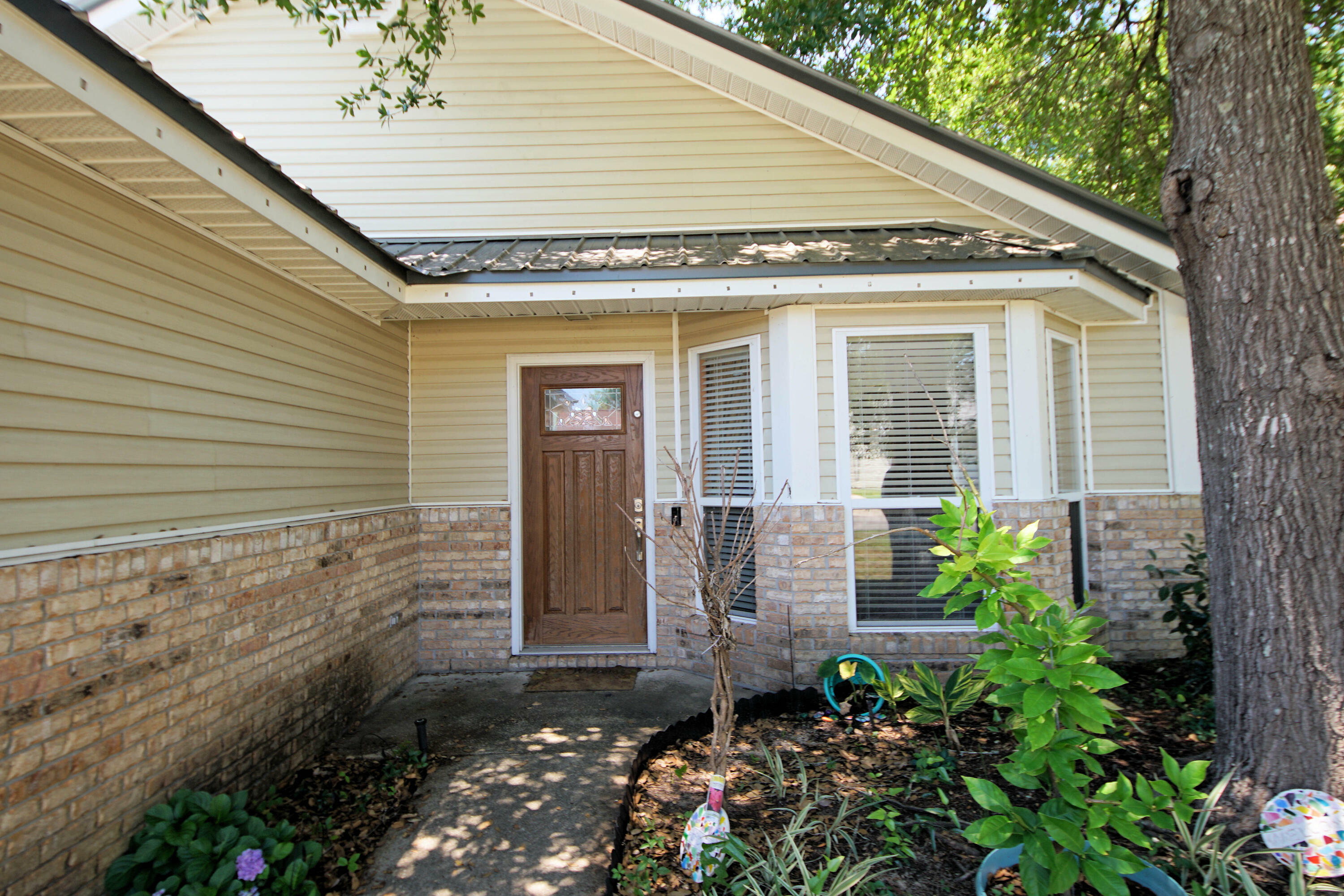 Property Photo: 979 Claeven Circle FL 32547
