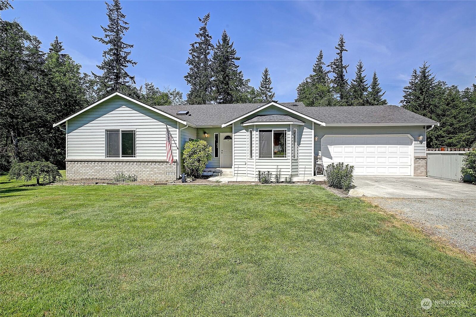 Property Photo:  120 Shawnee Lane  WA 98282 