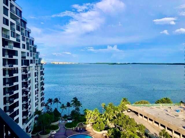 Property Photo:  520 Brickell Key Dr A1415  FL 33131 