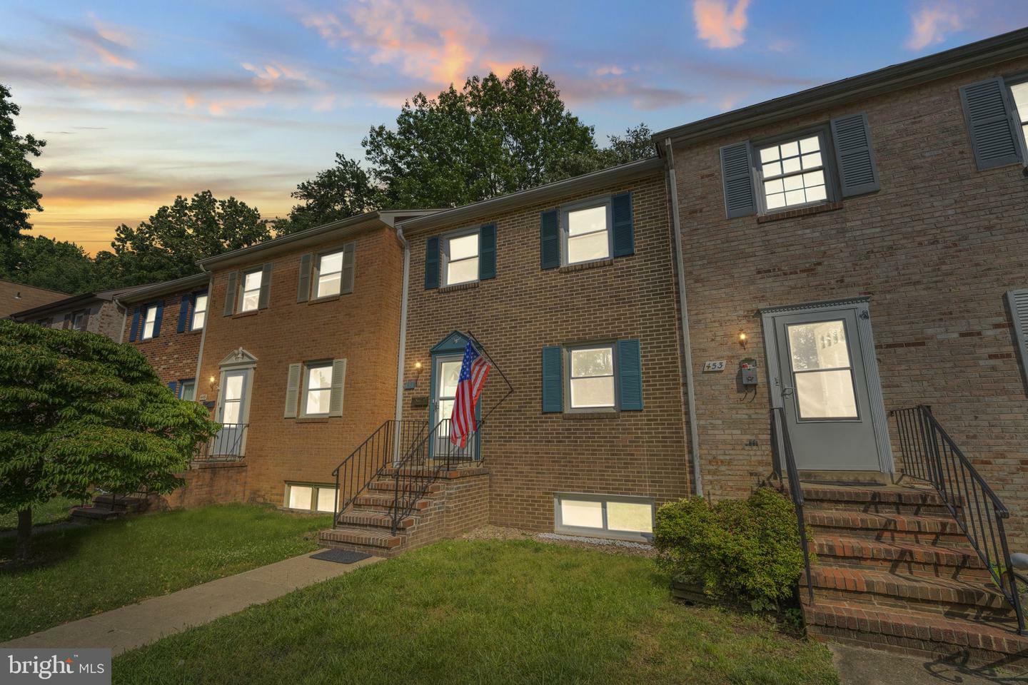 Property Photo: 451 Ridgemore Street VA 22405