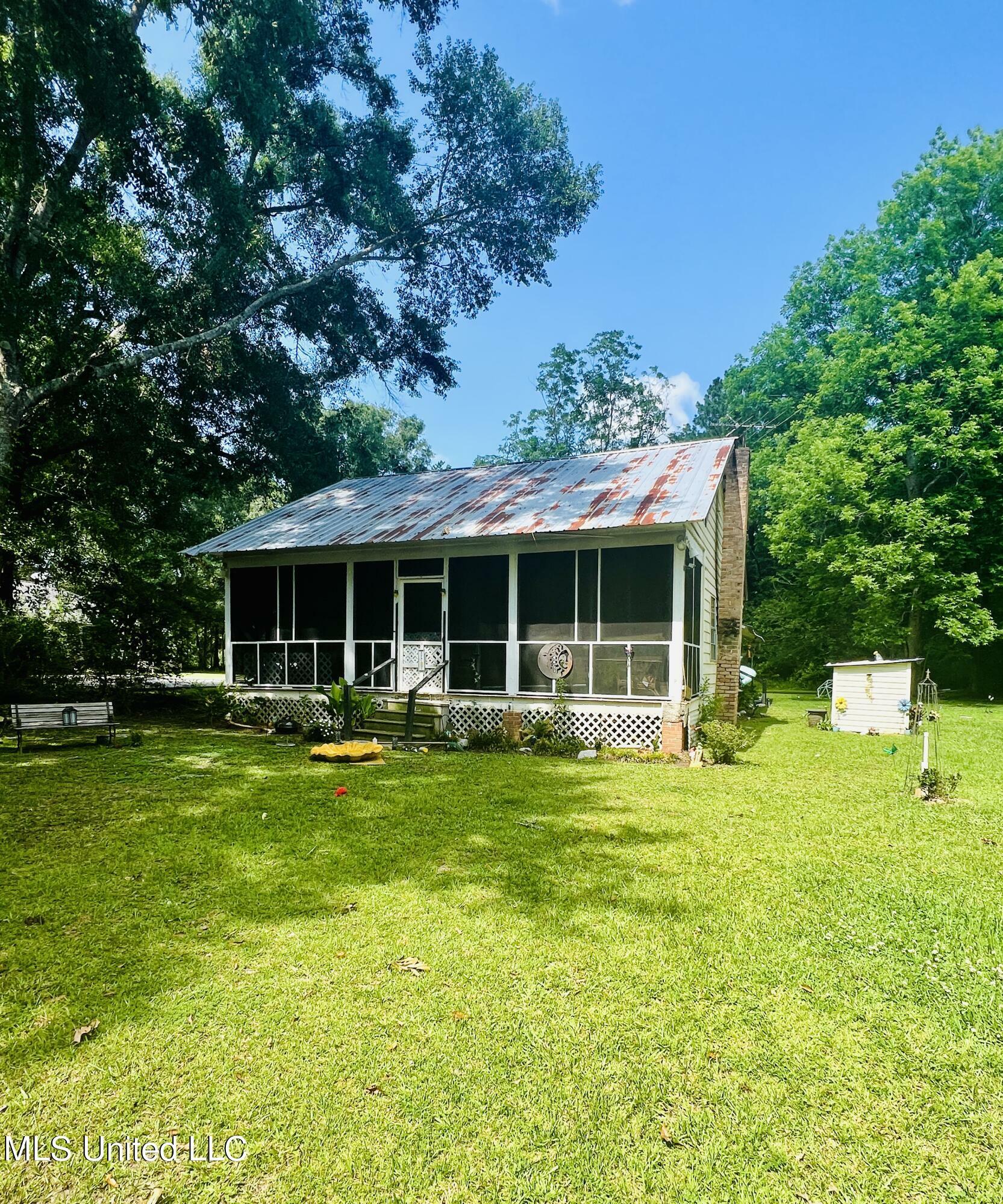 2424 Carter Homestead Road  Vancleave MS 39565 photo