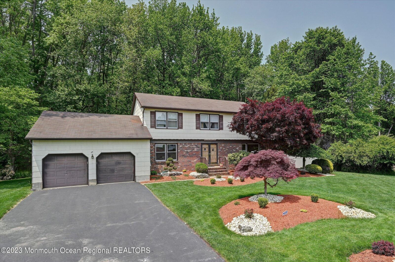 Property Photo:  25 Cooperhawk Drive  NJ 07726 
