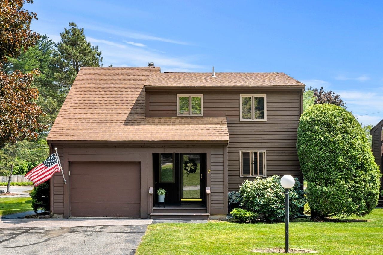 Property Photo: 7 Cornwall Lane NH 03063