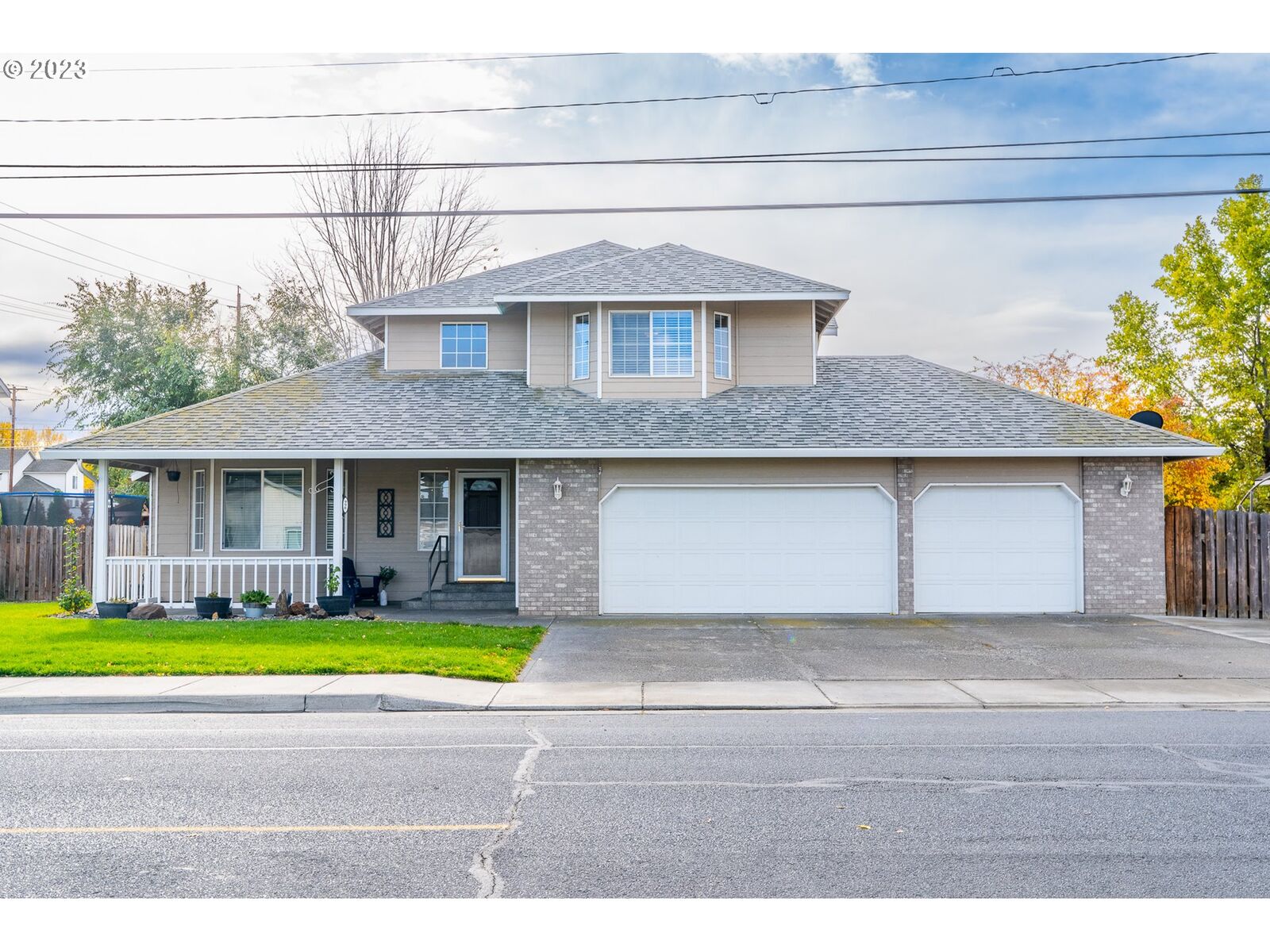 Property Photo: 990 E Main St OR 97838
