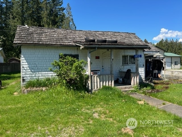 Property Photo:  8712 Arnold Lane  WA 98237 