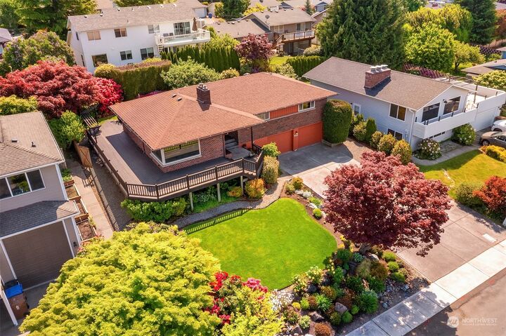 Property Photo: 5331 Francis Avenue NE WA 98422