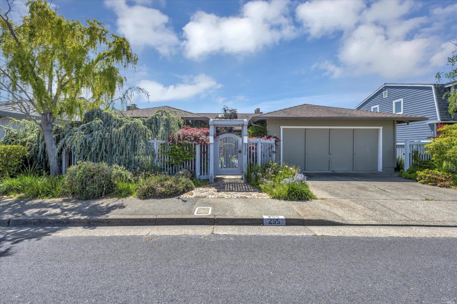 Property Photo: