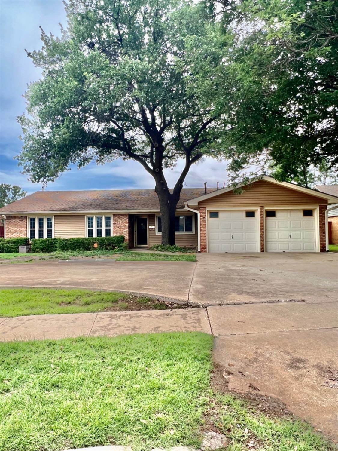 Property Photo: 4303 57th Street TX 79413