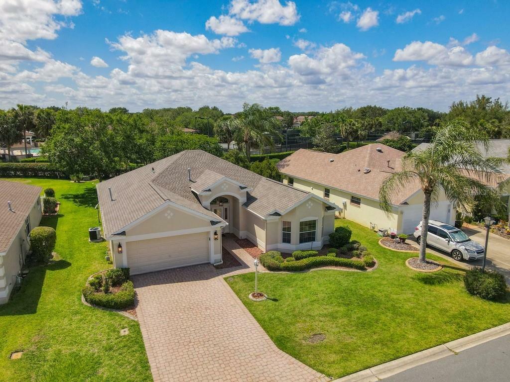 Property Photo:  1741 Oak Forest Drive  FL 32162 