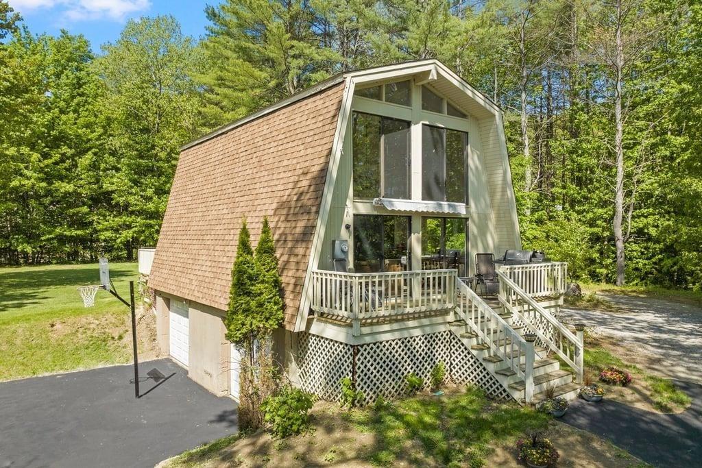 Property Photo:  132 Holiday Hills Drive  NH 03222 