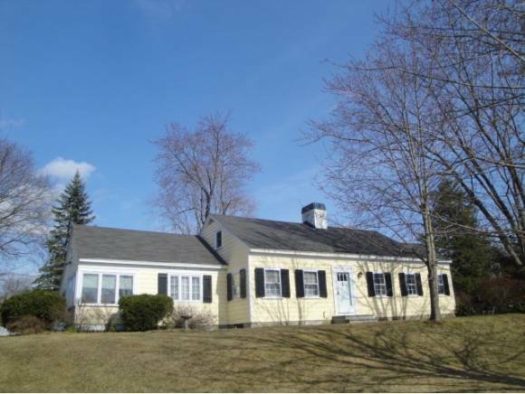 Property Photo:  4 Kearsarge St  NH 03301 