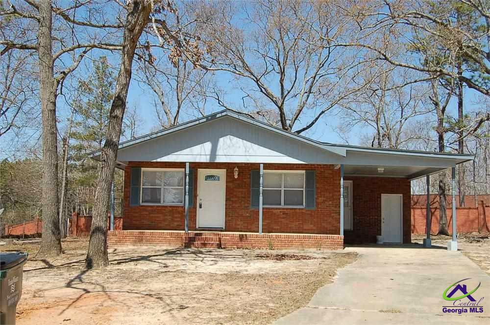 Property Photo:  117 Smith Court  GA 31088 