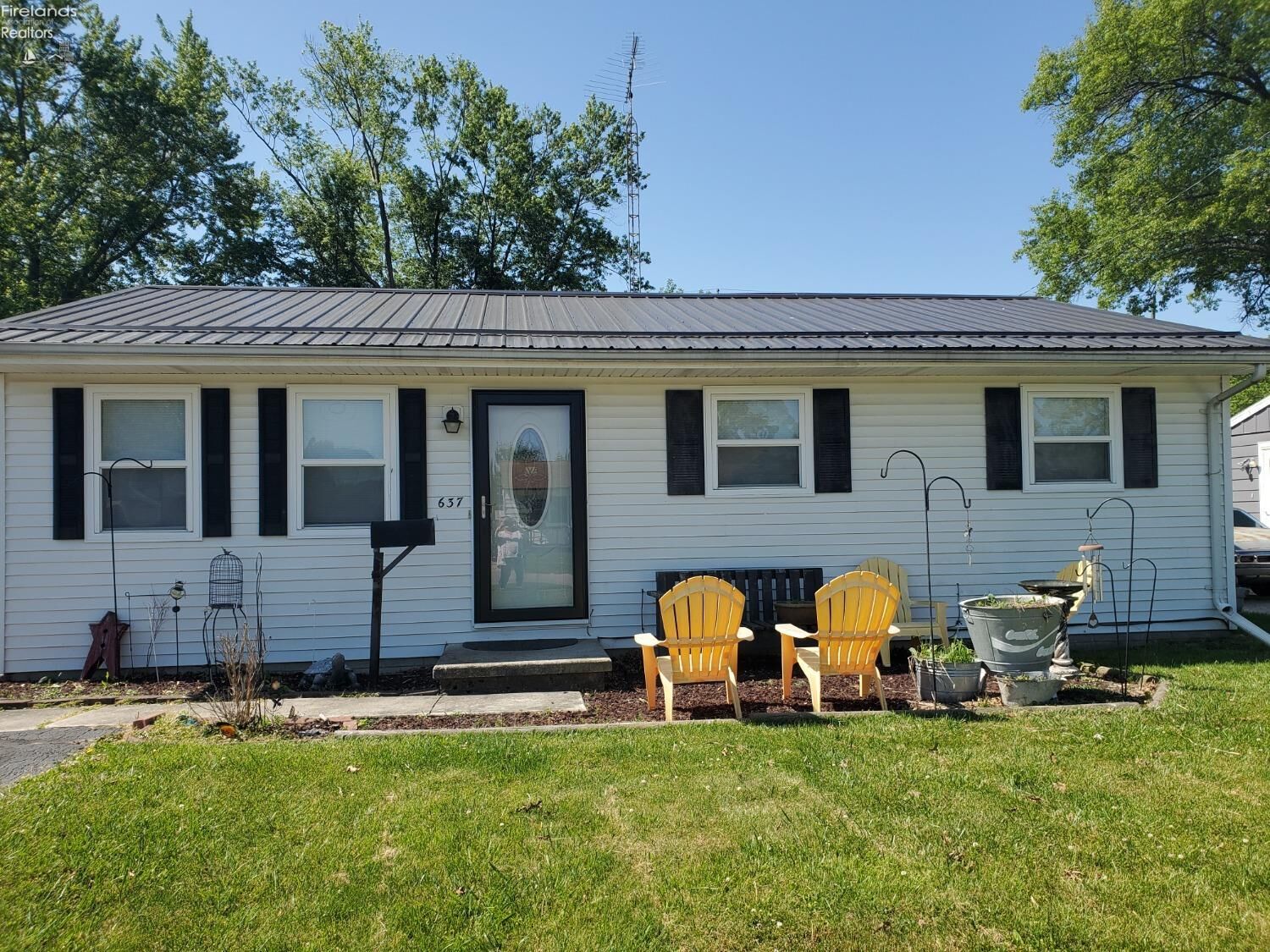 Property Photo:  637 Broadway Street  OH 44830 