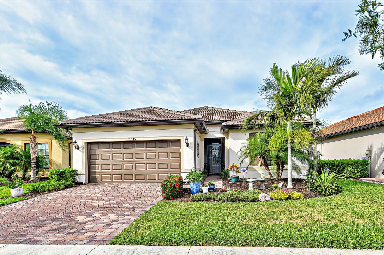 Property Photo:  13571 Esposito Street  FL 34293 