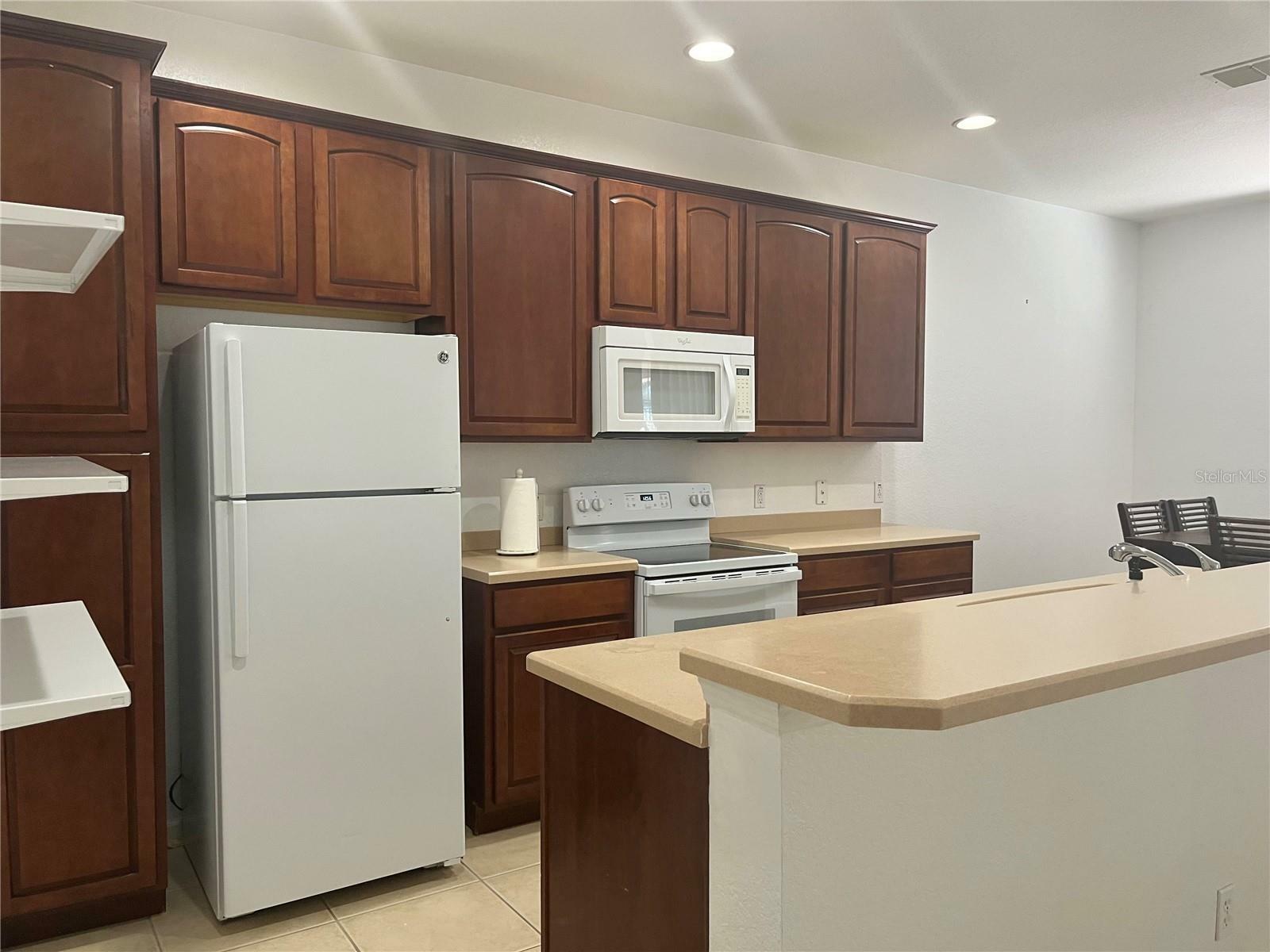 Property Photo:  2686 Manesty Ln  FL 34747 