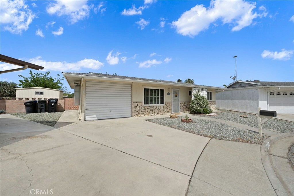 Property Photo:  821 S Inez Street  CA 92543 