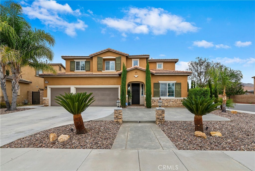 Property Photo:  29766 Garden Grove Drive  CA 92584 