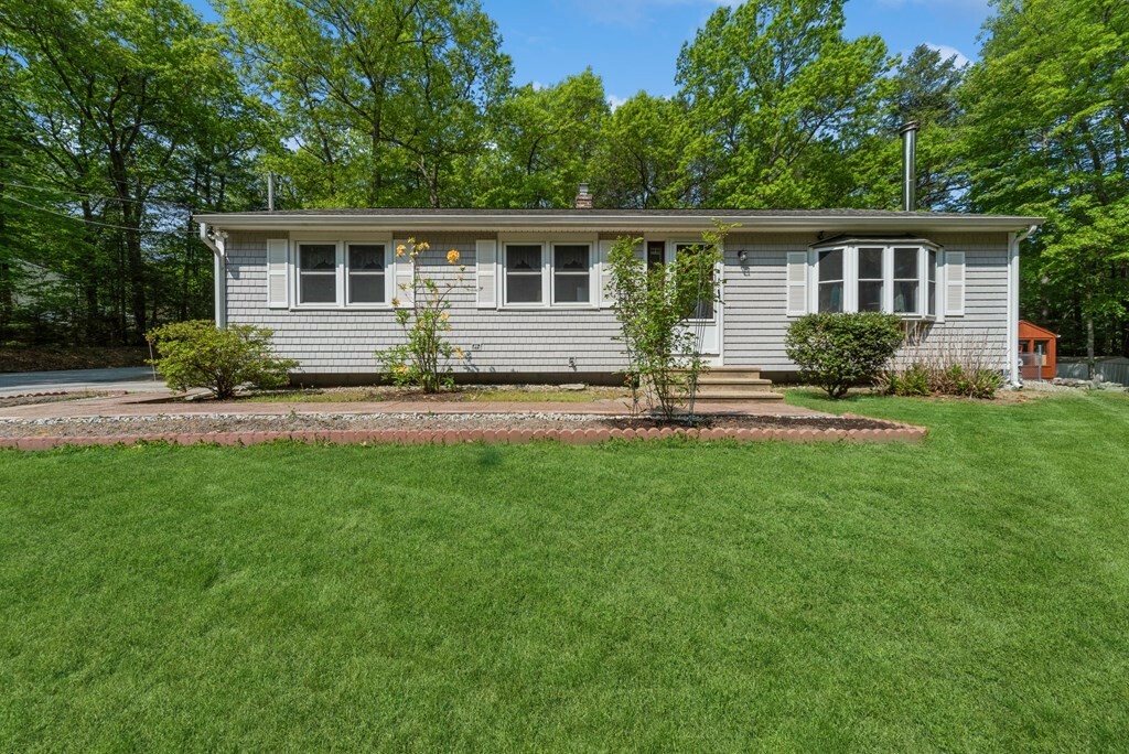 Property Photo:  6 Dolge Ct.  MA 01540 