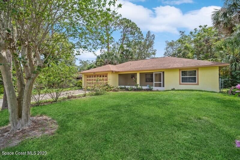 Property Photo:  6835 Bright Avenue  FL 32927 