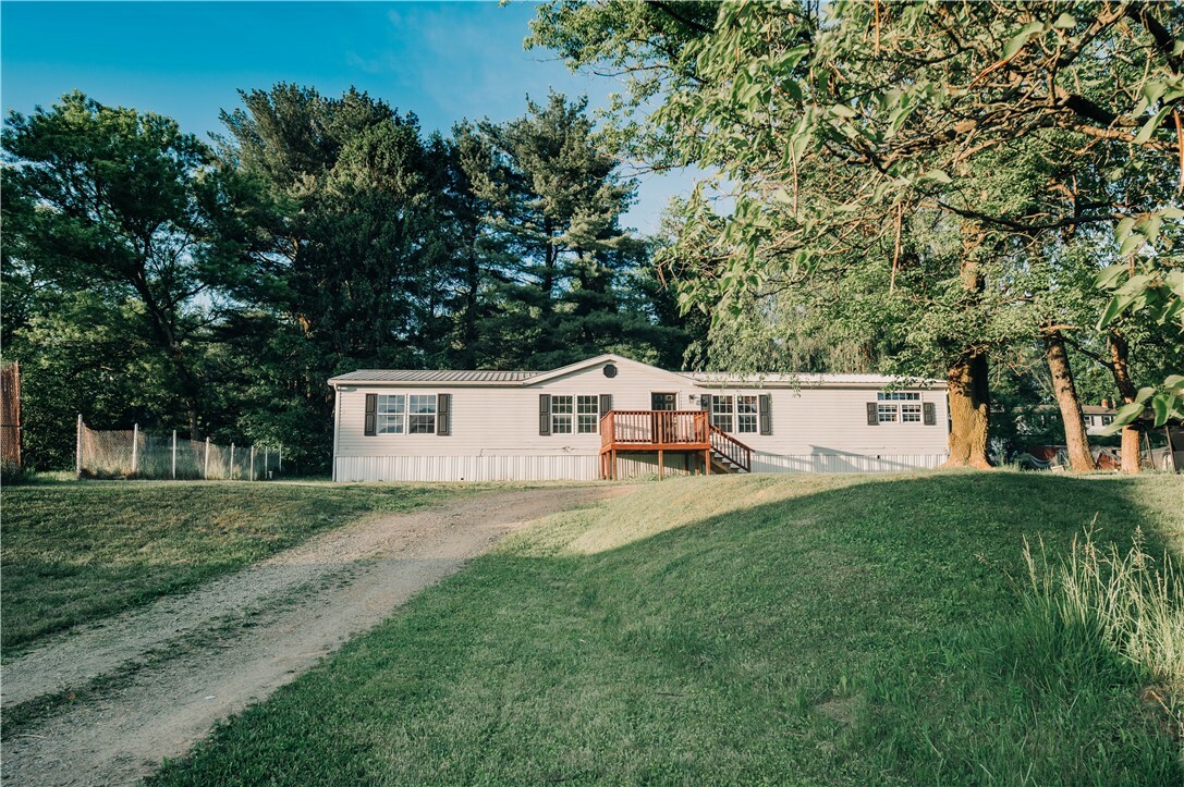 Property Photo:  45 Hogue Dr  PA 15681 