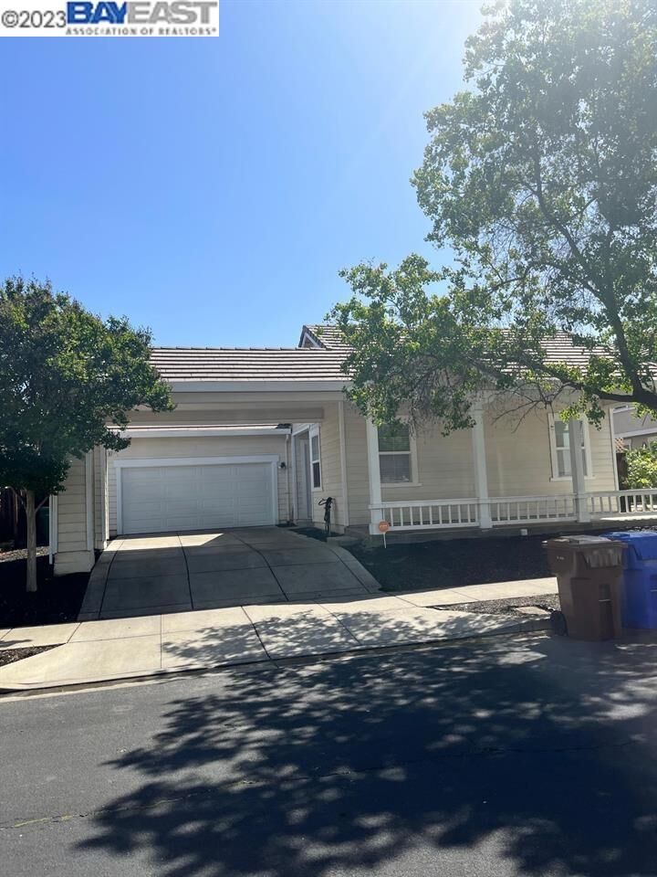 Property Photo:  866 Larkspur Ln  CA 94513 