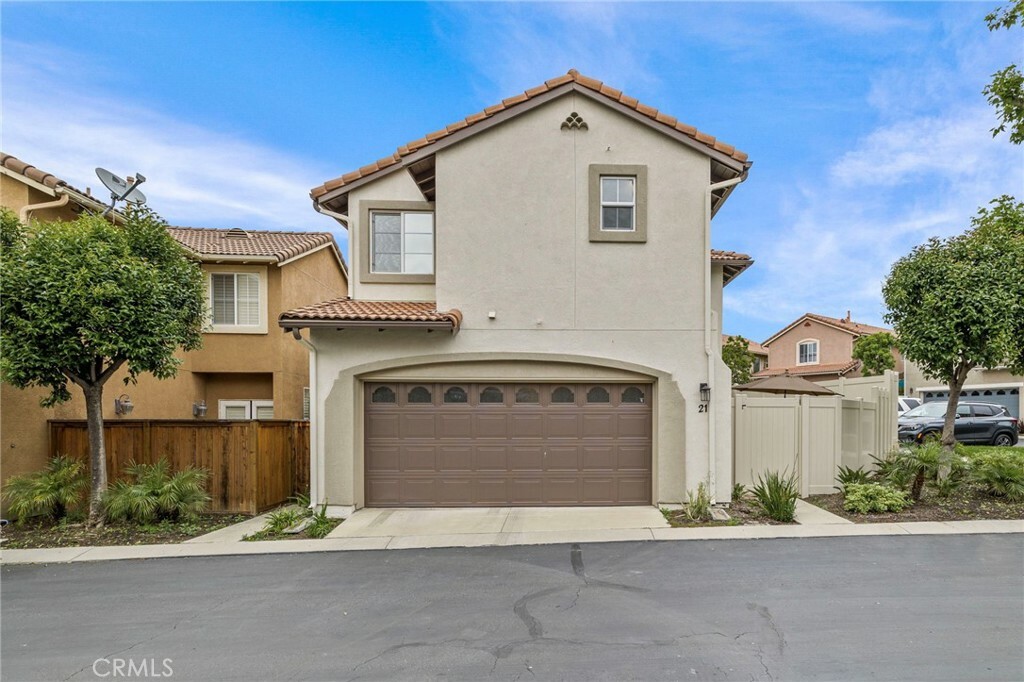 Property Photo:  21 Destino Way  CA 92692 